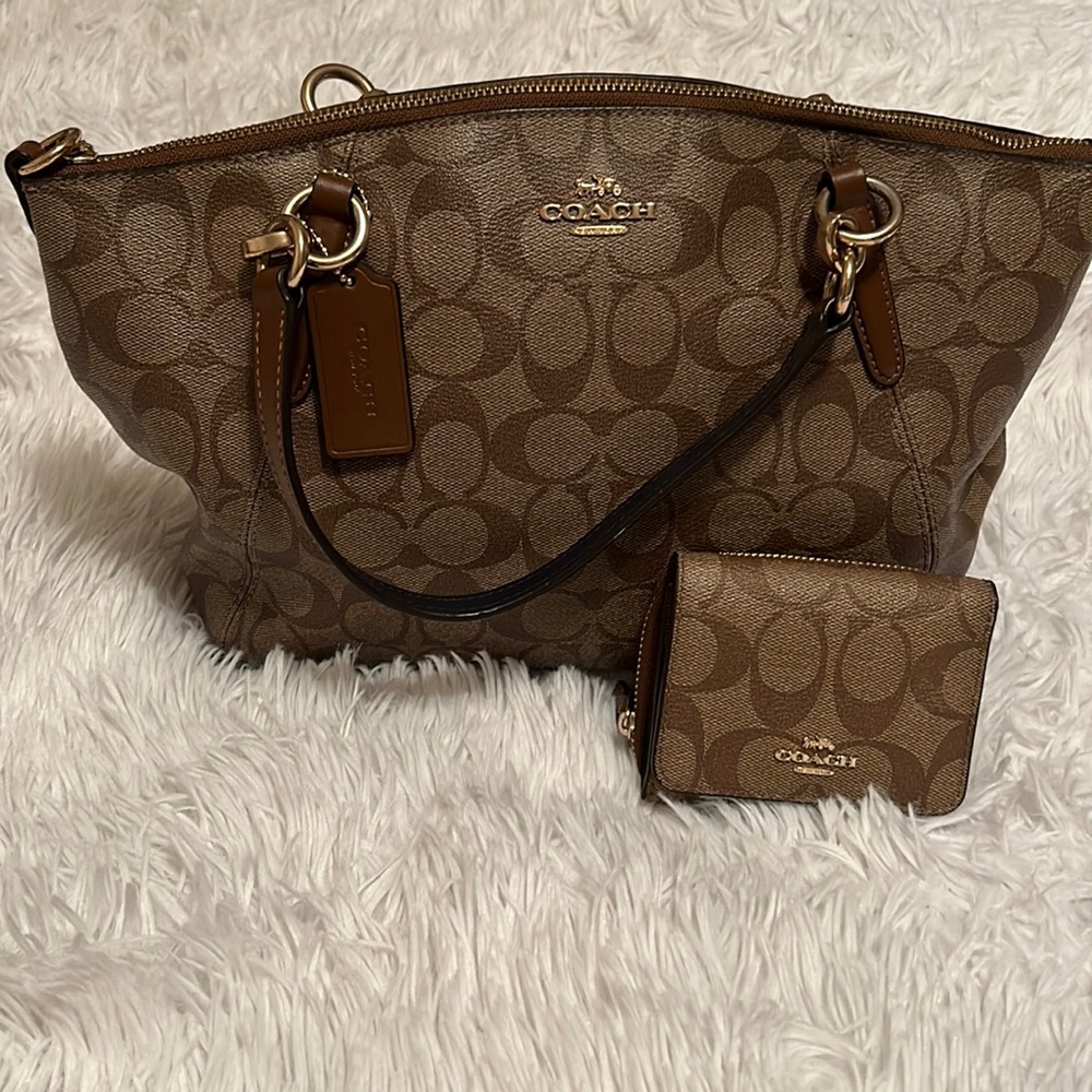 Brown leather Coach Tote and wallet